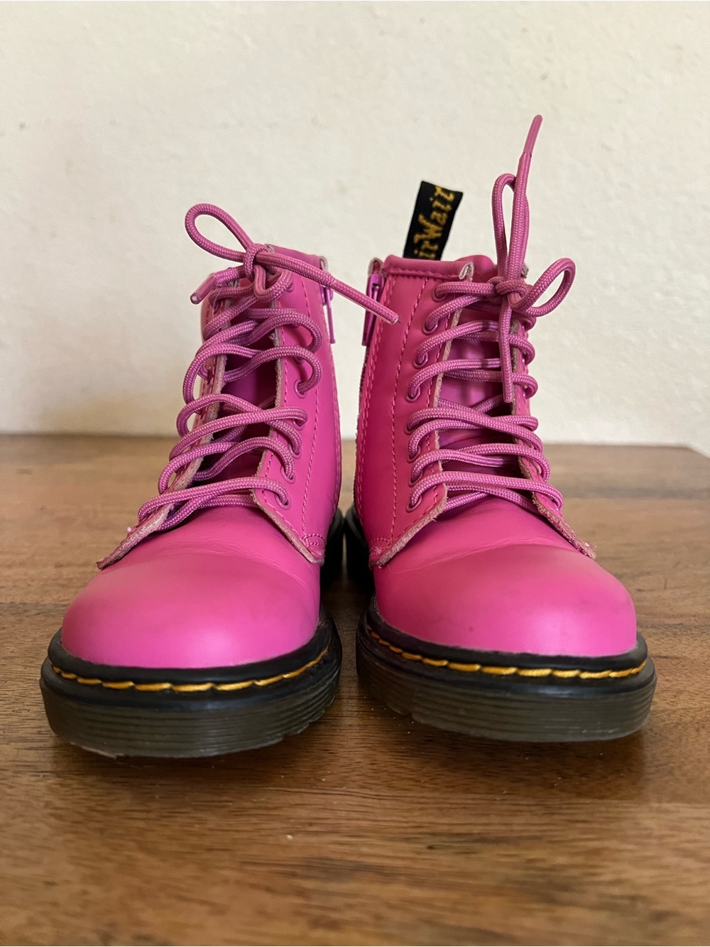 Dr.Martens 31285 Pink Lace Up Boots Size 8 - Picture 3 of 12